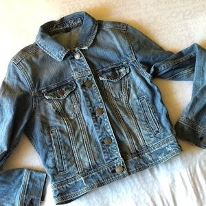 American Eagle Distressed Faded Denim Jean Jacket
